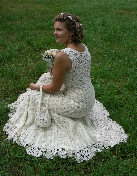 vestido de noiva para quem vai se casar no campo e quer algo mais simples.