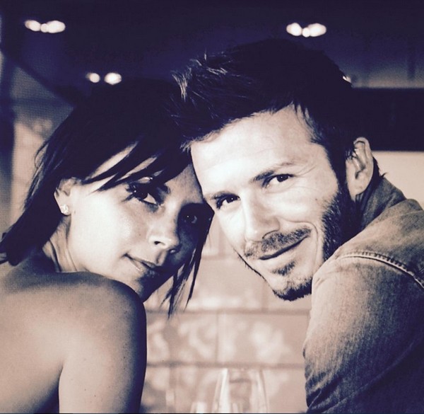 Beckham comemora aniversário de casamento