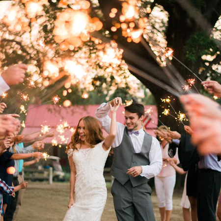 Tudo-o-que-você-precisa-saber-sobre-sparklers-de-casamento