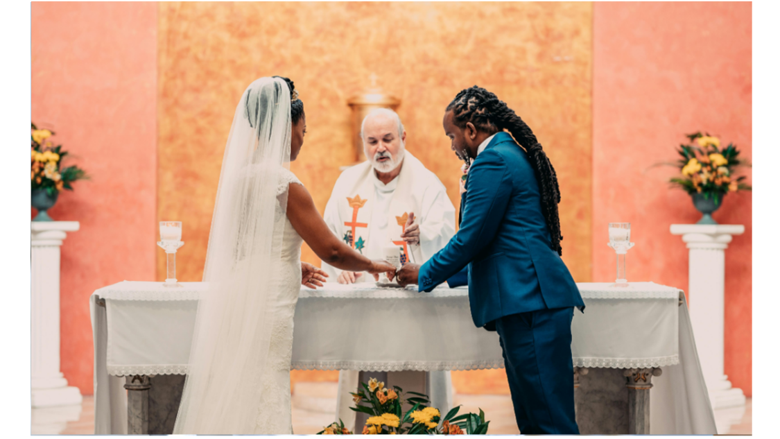 Realize seu casamento civil e religioso simultaneamente de forma simples e prática.